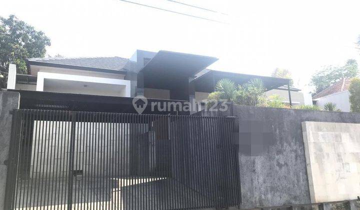 Dijual rumah mewah full furnished di jl slamet 1