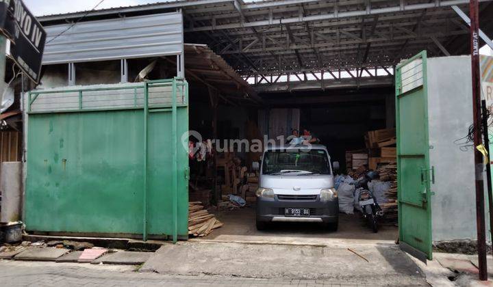 Dijual gudang di jl strategis di arteri Soekarno hatta  2