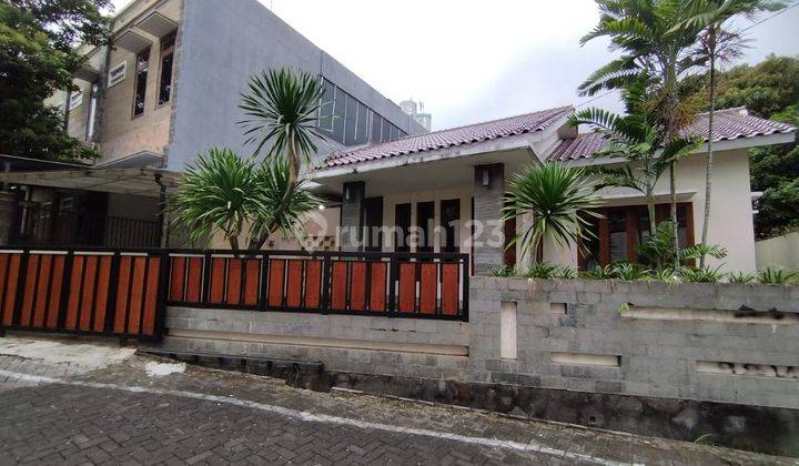 Dijual rumah siap pakai di jl Tanjung sari banyumanik  1