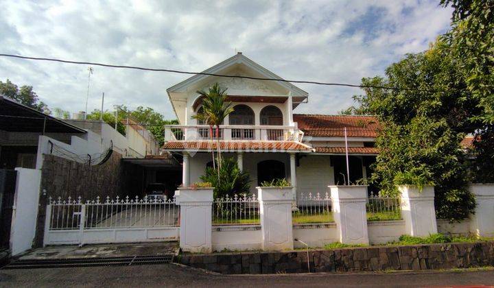 Dijual rumah di jalan taman semeru semarang bagian atas 1