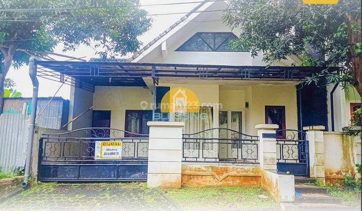 Dijual rumah dengan interior modern di perumahan permata semeru dekat dengan akpol  1