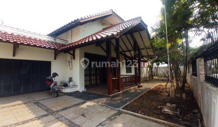 Disewakan rumah mewah full furnished dengan pemandangan kota di jalan sumbing  1