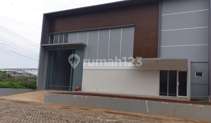 For rent new warehouse in Green Emerald BSB warehouse complex.