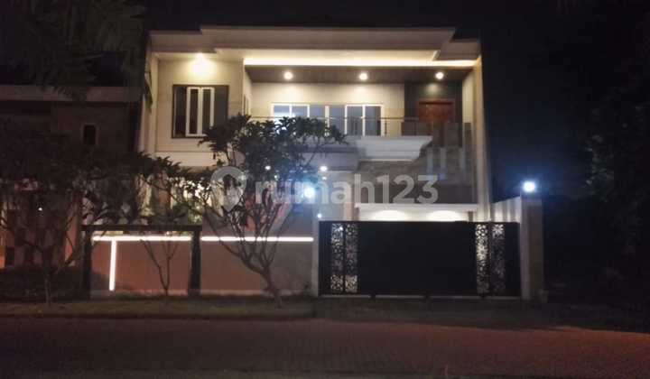 Dijual Rumah Mewah Dua Lantai Di Boulevard Graha Padma 2