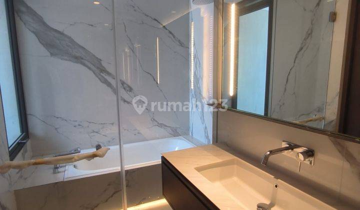 Disewakan Townhouse Full Furnished Dekat Tengah Kota 2