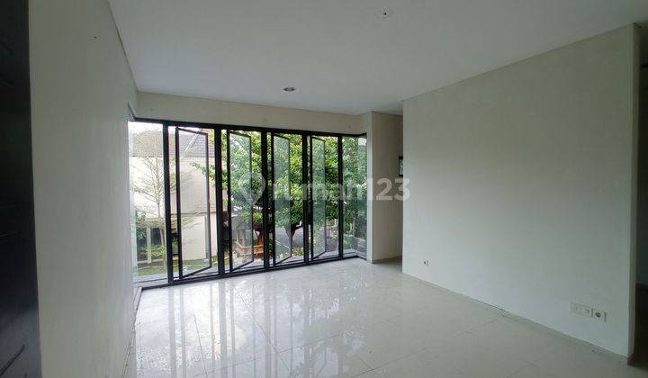 Dijual rumah 2 lantai di boulevard the amaya ungaran 2