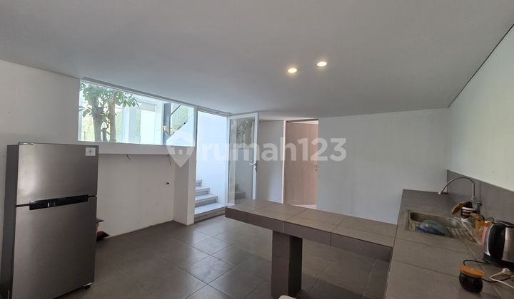 For Sale Luxury House With New Furniture And Lift In Green Candi Design By Andra Matin 2