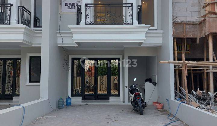 Forsale Brand New Townhouse Lokasi Dekat Stasiun Lt. Agung 1