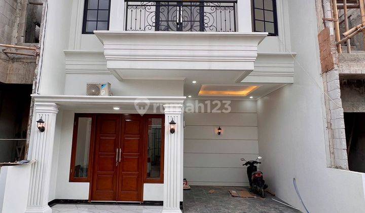 Rumah Mewah Modern Calssic Area Strategis Jagakarsa 2