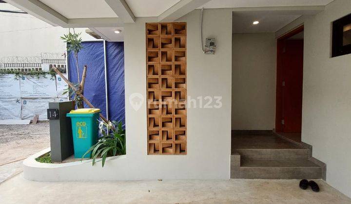 Rumah Aesthetic Modern 3 Lantai 2