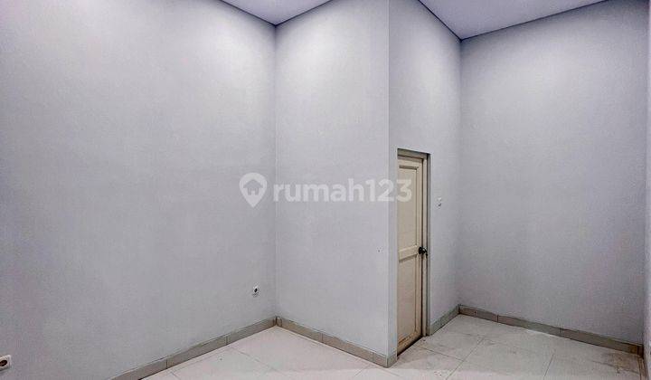 Rumah Modern Klasik,akses Strategis Dekat Pintu Tol Andara 2