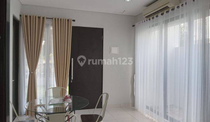 Rumah 2 lantai samping Grand Wisata Harga Terjangkau 5