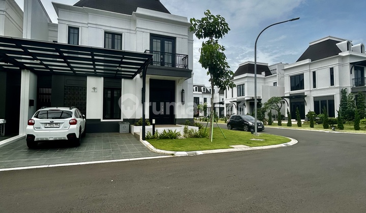 Disewakan Rumah Mewah 2 Lantai di Crown Gading Cluster Jasmia Summarecon Bekasi 2
