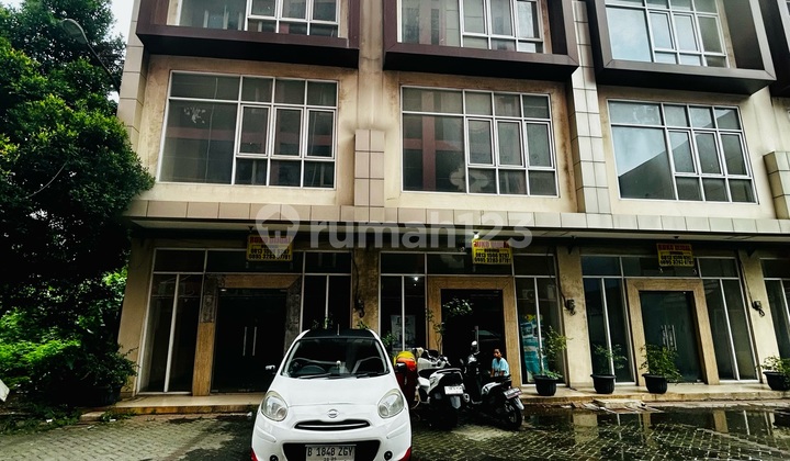 For Sale: Ready-to-Occupy Shop House in Bekasi City For Sale: Ready-to-Occupy Shop House in Bekasi City