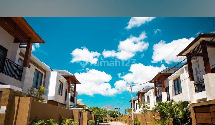 Selling Elite Villa containing Club House Jimbaran Kuta Bali 2