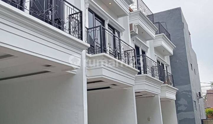 Affordable House with Rooftop in Jagakarsa, South Jakarta