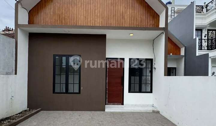 Rumah Scandinavian Ada Rooftop Kukusan Depok