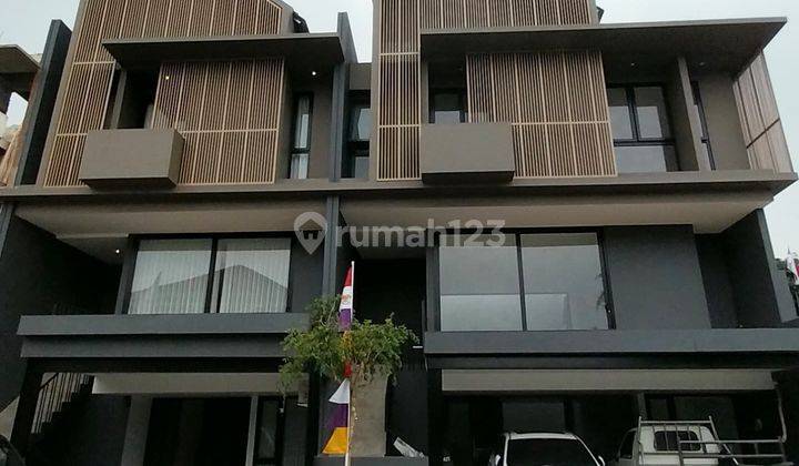 Rumah Mewah Modern Glass House Di Kawasan Cilandak Jaksel 2