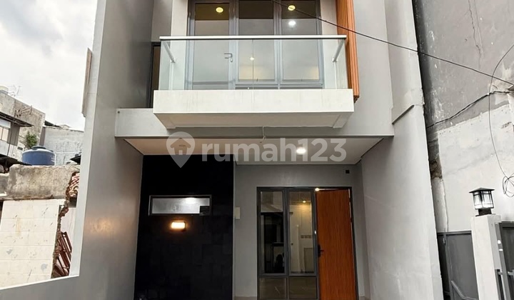 Rumah Modern Komplek Palapa Pasar Minggu