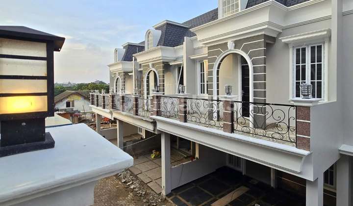 Luxury American Classic House Jagakarsa South Jakarta 2