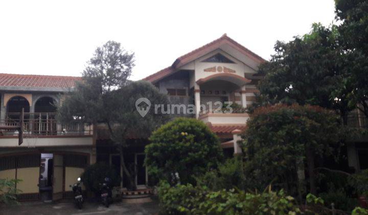 Rumah di Jalan Kemangisan Jakarta Barat, Jakarta Barat 1