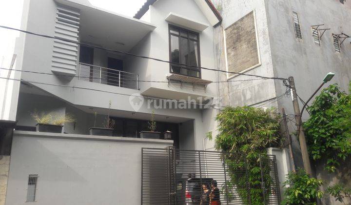 Rumah di Jalan Mangga Jakarta Barat, Jakarta Barat 1