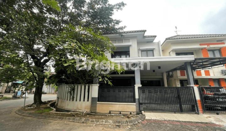 Rumah di Central Park Ahmad Yani Kondisi Semi Furnish dan Row Jalan Lebar 1