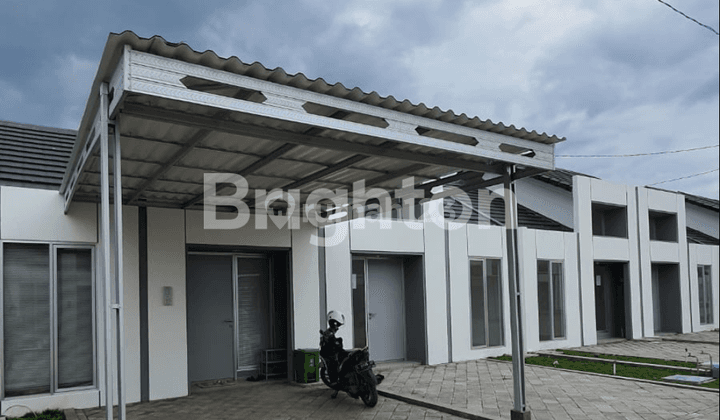 Rumah Full Bangunan di Perumahan The Cemandi Row Jalan 12 Meter 2