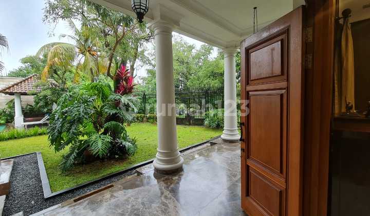 Dijual rumah luas dan mewah Modernland harga nego 10
