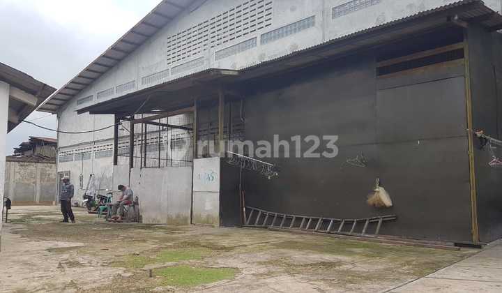 Strategic Warehouse Near Gedebage Toll Road Container Access