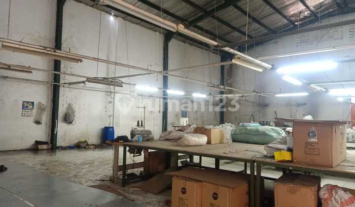 Buy Warehouse with Free Furnished House in Cijerah Buy Warehouse with Free Furnished House in Cijerah