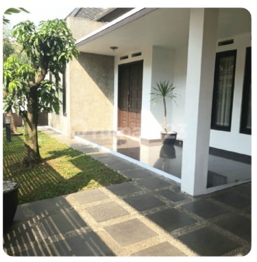 Good Comfortable 1-Story House In Arcamanik Wing