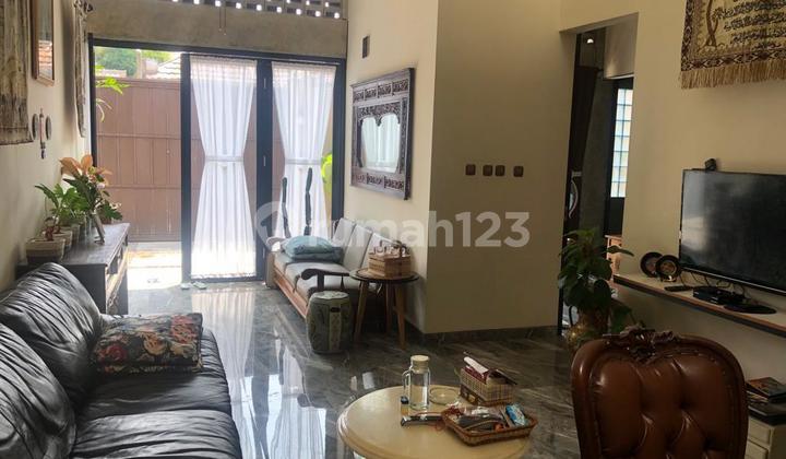JUAL CEPAT RUMAH BAGUS SIAP HUNI di JALAN LOGAM BANDUNG