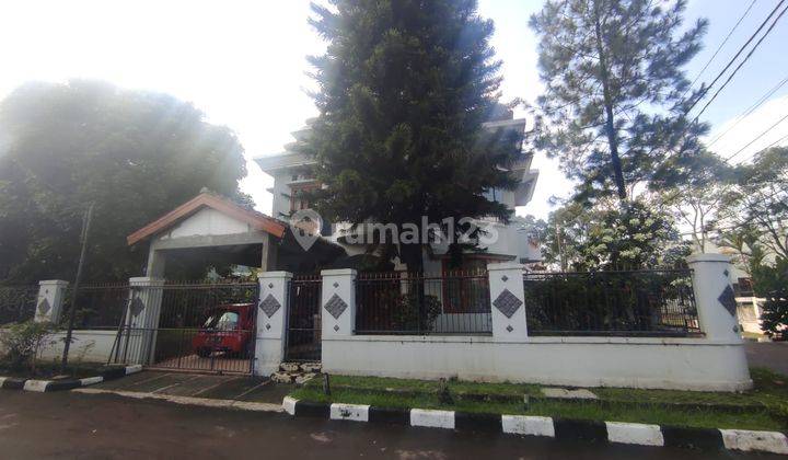 RUMAH BESAR DI HOOK DGN KEBUN YG LUAS di KOMPLEK ARIA GRAHA BANDUNG 2