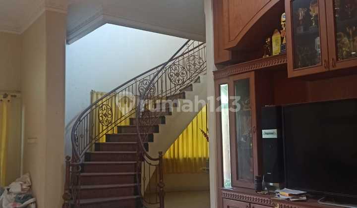 RUMAH BESAR HOOK FURNISH di TAMAN LINGKAR SELATAN BANDUNG 2