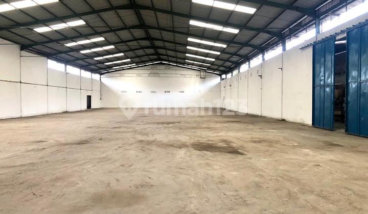 WAREHOUSE 2000 M CONTAINER ACCESS on JL PERSADA - CIBIRU WAREHOUSE 2000 M CONTAINER ACCESS on JL PERSADA - CIBIRU