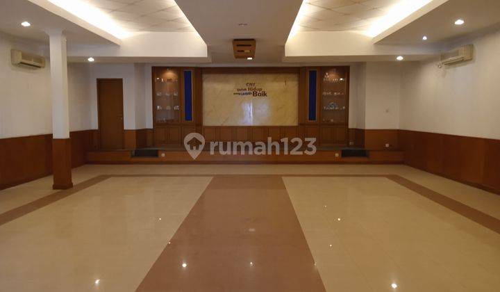 RUKO BERSIH TERAWAT SIAP PAKAI di MAINROAD KOPO BANDUNG bisa disewakan perlantai 1