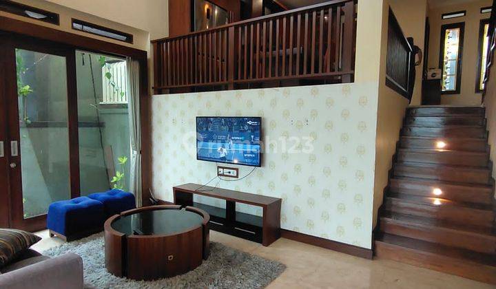 Luxury House With Swimming Pool Furnish @ Ciumbuleuit Bandung 2