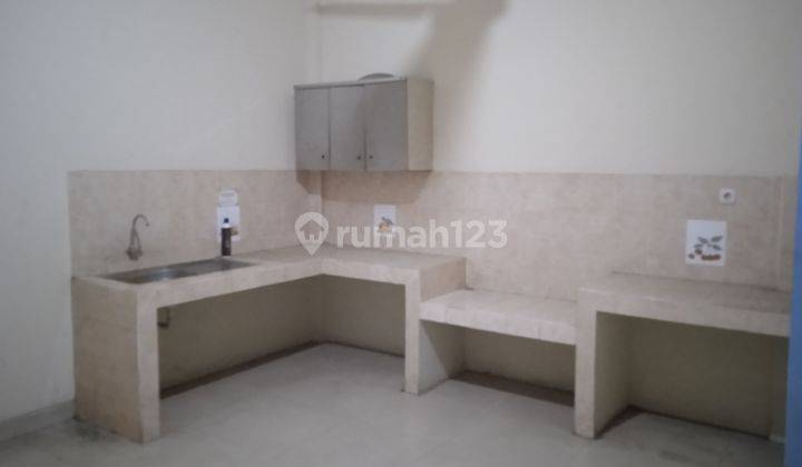 2 UNIT RUKAN 3 LANTAI BERSIH CARPORT LUAS di AREA PAHLAWAN CIKUTRA BANDUNG 4