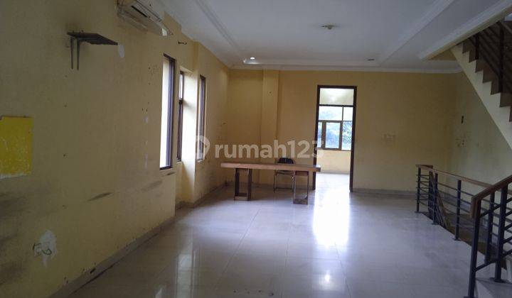 2 UNIT RUKAN 3 LANTAI BERSIH CARPORT LUAS di AREA PAHLAWAN CIKUTRA BANDUNG 12