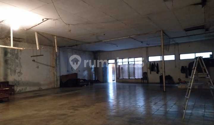 JUAL GUDANG HITUNG TANAH LUAS 1000 M2 MURAH di JL KEMBAR BANDUNG 3