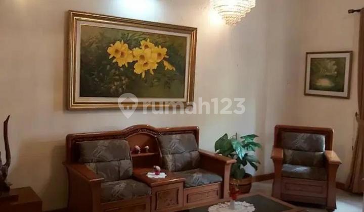 JUAL CEPAT RUMAH 2 Lantai bagus di BATUNUNGGAL