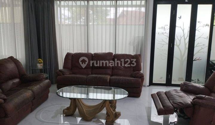 Rumah 2 Lantai Besar Cozy Full Furnished di Setra Duta, Bandung 2