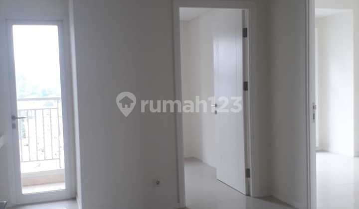 Apartemen Unfurnished Type 2 BR di Parahyangan Residence