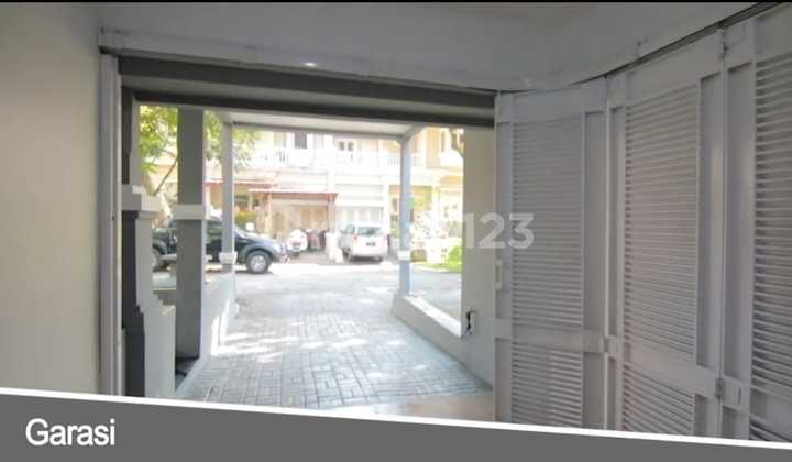 Rumah Besar Bagus di Tatar Pitaloka, Kota Baru Parahyangan