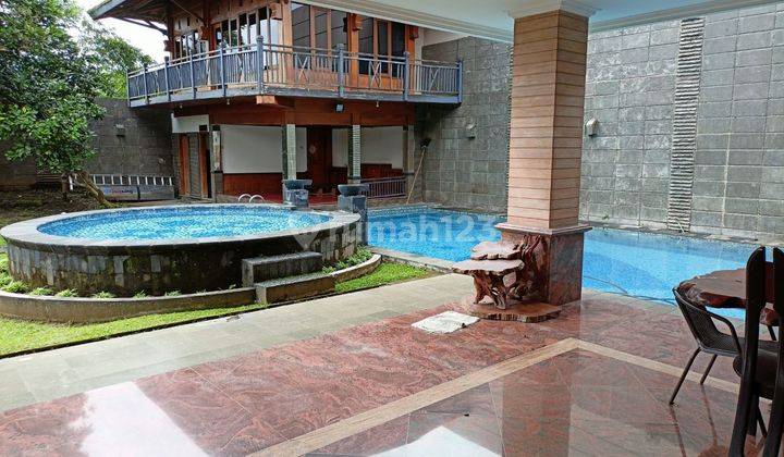 Rumah Mewah Dan Elegan Ada Pool SHM di Setiabudi Regency, Bandung 1