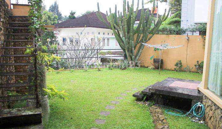 RUMAH VILLA MODERN di Cipaku Atas View cantik kota BandungTaman yg Luas 1