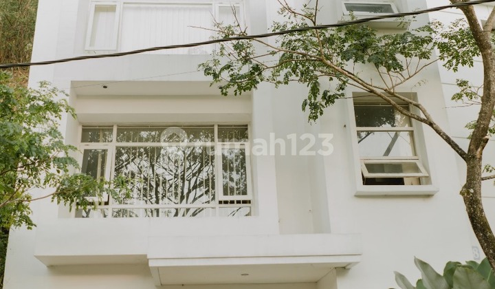 New Booked Minimalist Design 3-Story House in North Bandung 2
