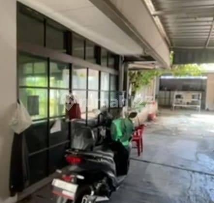 Rumah Besar Bisa Utk Kantor,usaha,kuliner,dll Strategis Di Mainroad Naripan 2