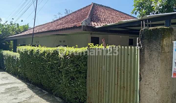 For Sale Cheap 1-Story House Suitable for Boarding, Office or Culinary in Sadang Serang For Sale Cheap 1-Story House Suitable for Boarding, Office or Culinary in Sadang Serang